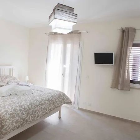 Isola Bella Guest house *